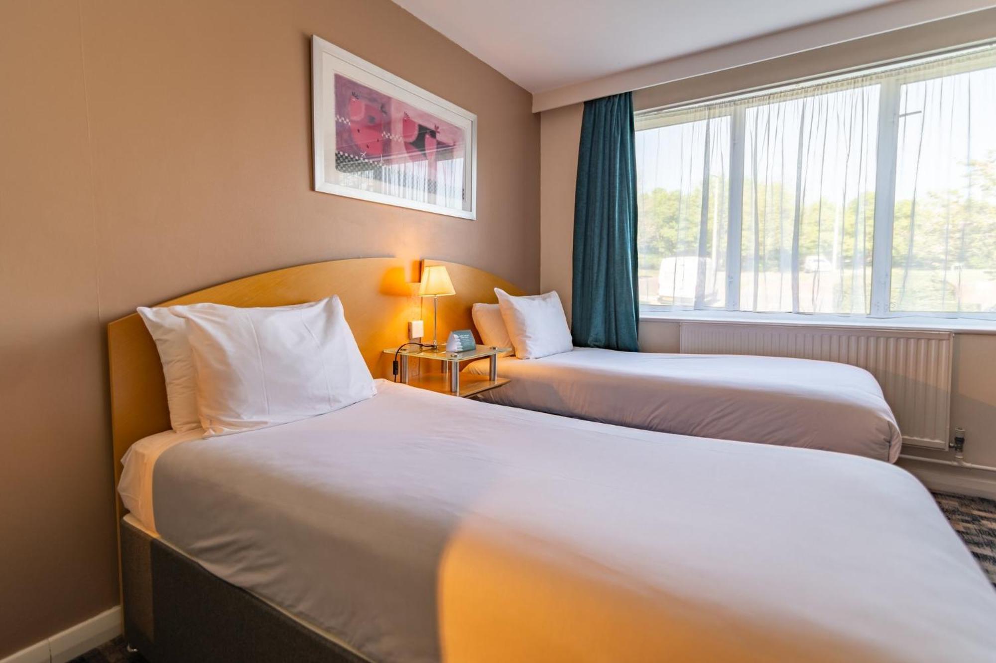 Holiday Inn Ashford - North A20 By Ihg Exterior foto