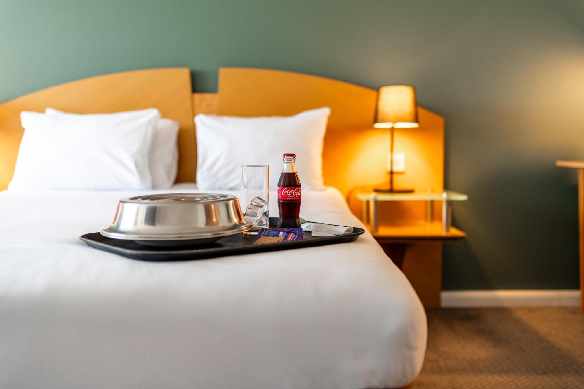 Holiday Inn Ashford - North A20 By Ihg Exterior foto