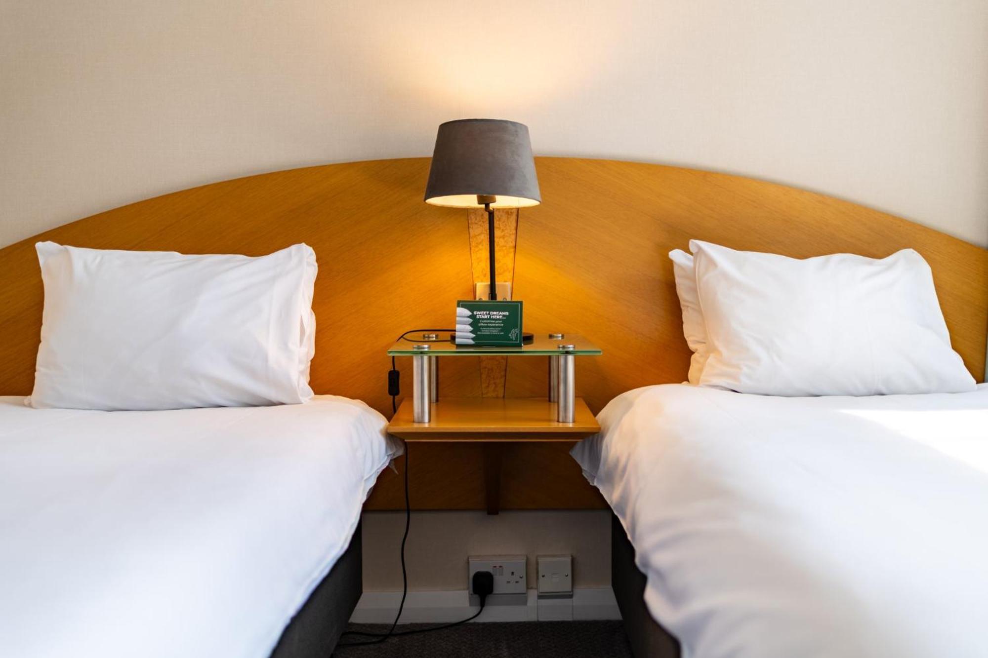 Holiday Inn Ashford - North A20 By Ihg Exterior foto