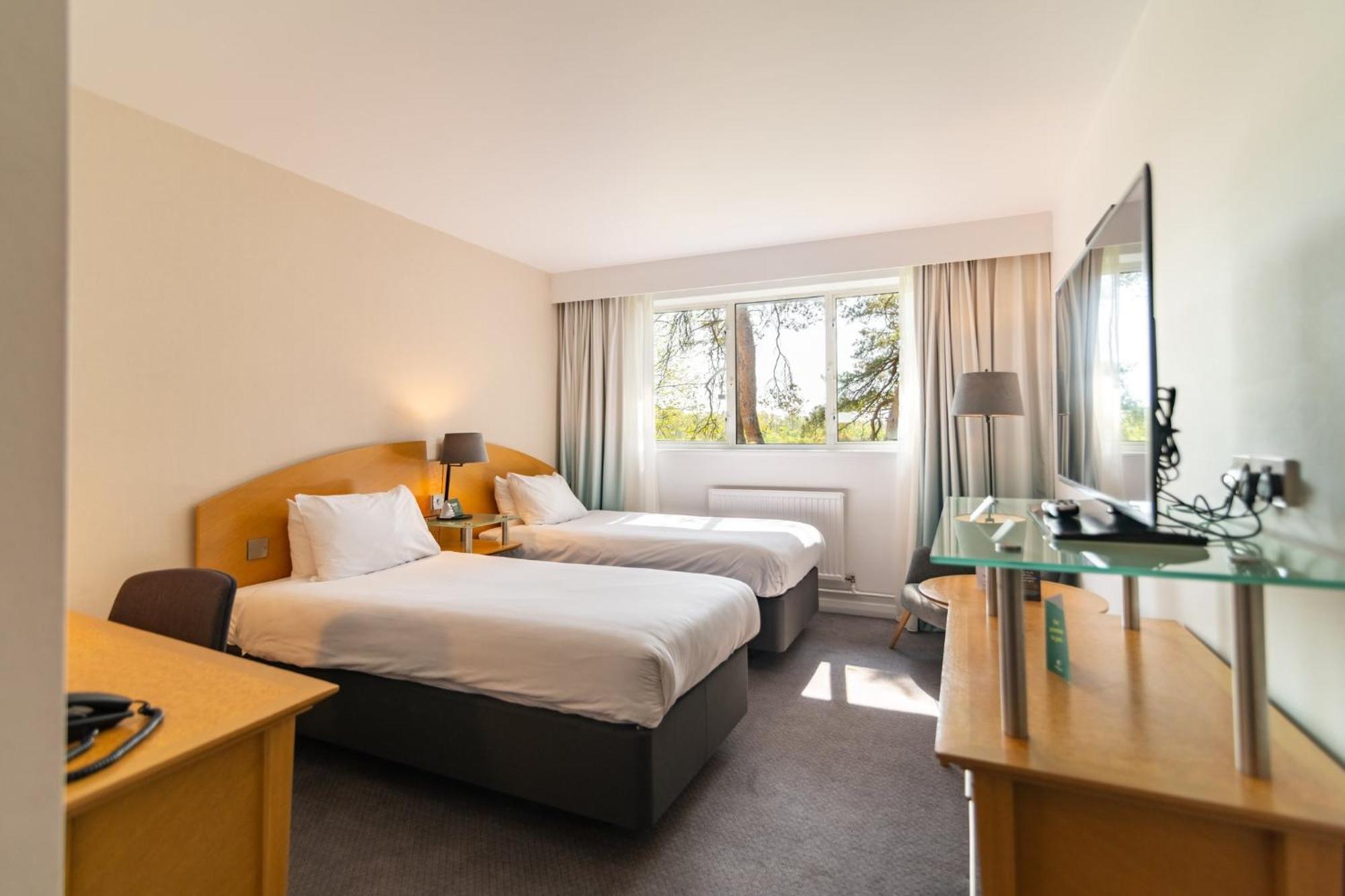 Holiday Inn Ashford - North A20 By Ihg Exterior foto
