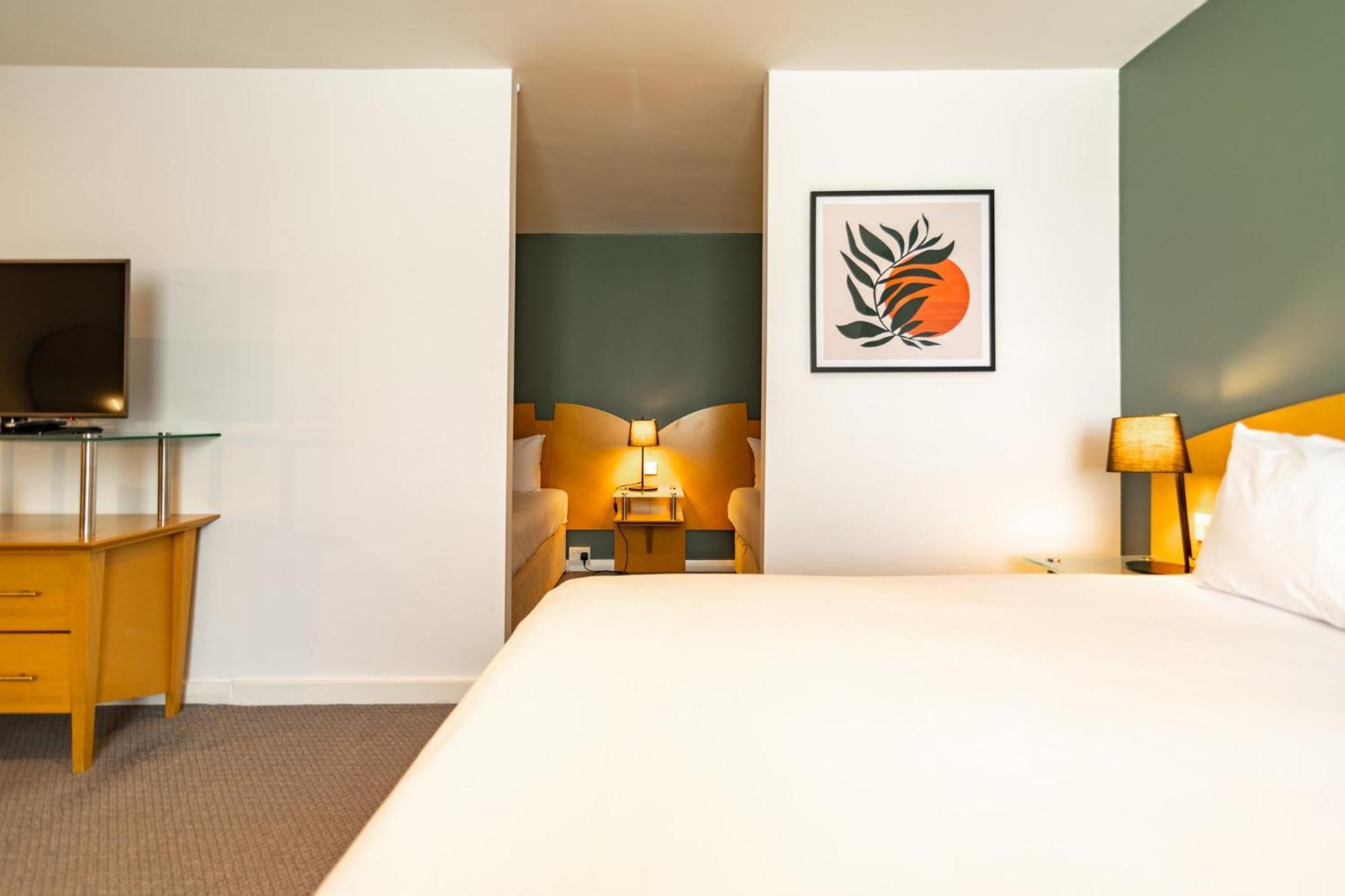 Holiday Inn Ashford - North A20 By Ihg Exterior foto